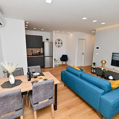 Апартаменты Luxury With Private Garden *