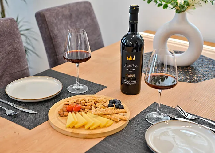 Luxury With Private Garden Zadar