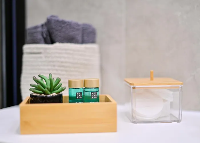 Luxury With Private Garden