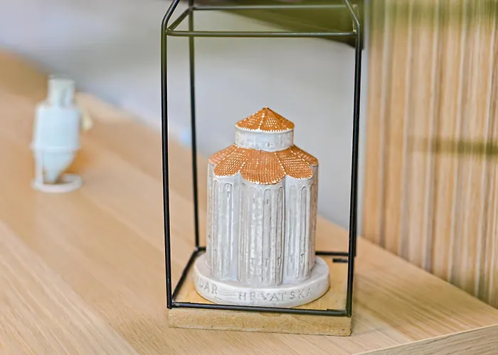 Luxury With Private Garden Appartement *