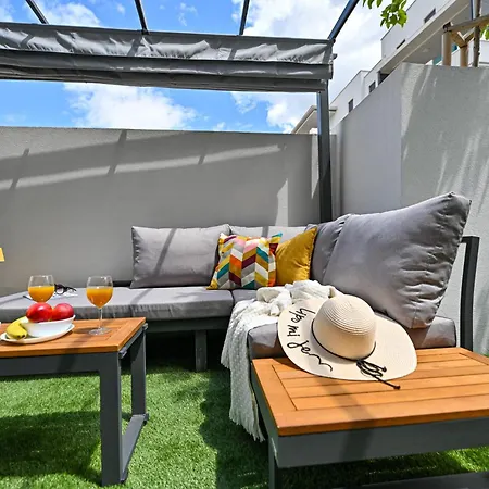 Luxury With Private Garden