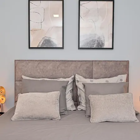 Luxury With Private Garden Lejlighed Zadar