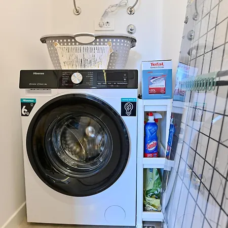 Апартаменти Luxury With Private Garden