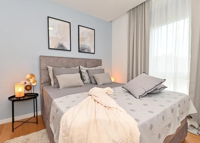 Luxury With Private Garden * Zadar